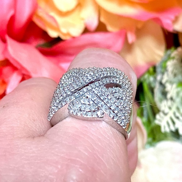 Genuine 1 Carat Diamond Cocktail Ring ~ Baguette Diamond Cluster Swirl Band - Picture 7 of 15
